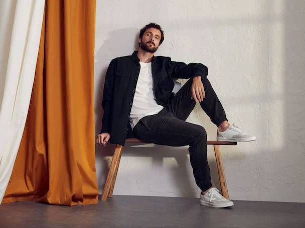 Shirts, trousers and sneakers.