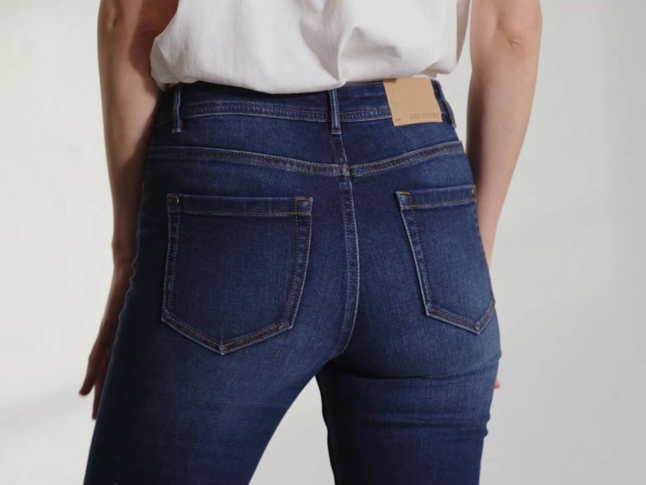 Women's jeans.
