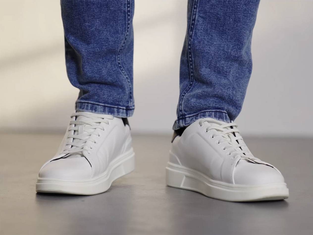 White sneakers with jeans.