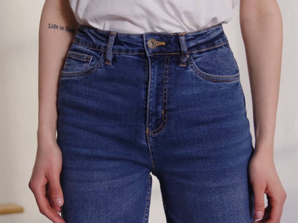 Blue jeans.